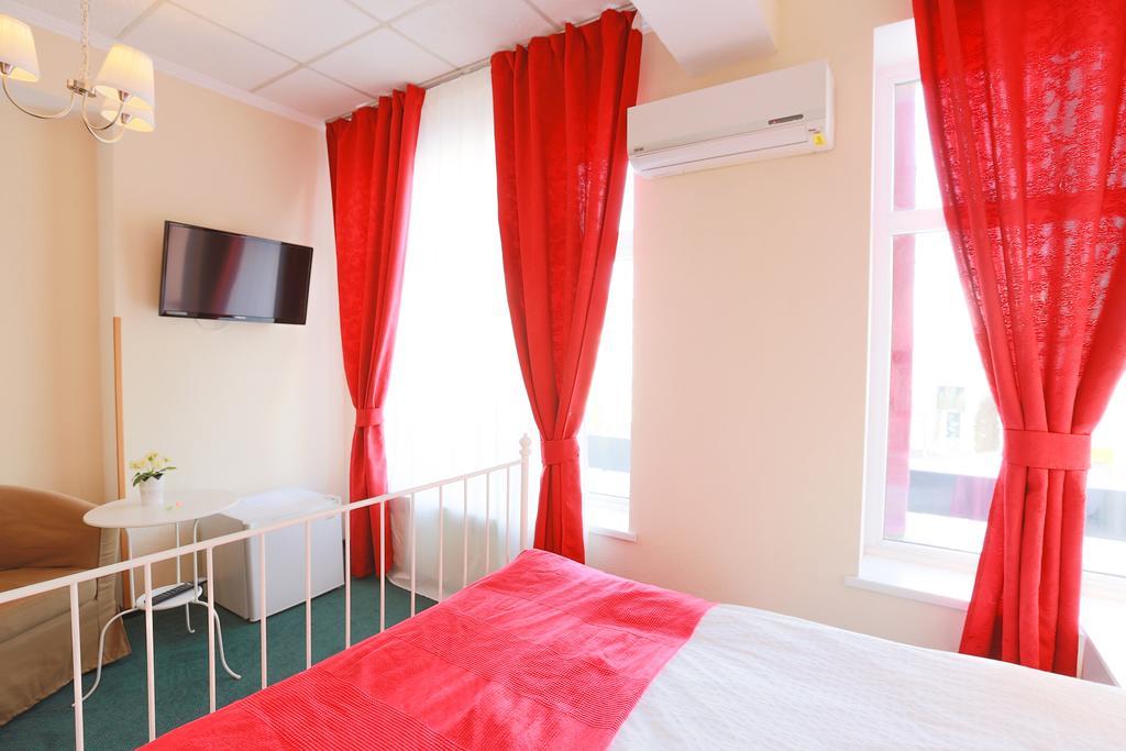Artmotel & Bistro Haţeg Chambre photo